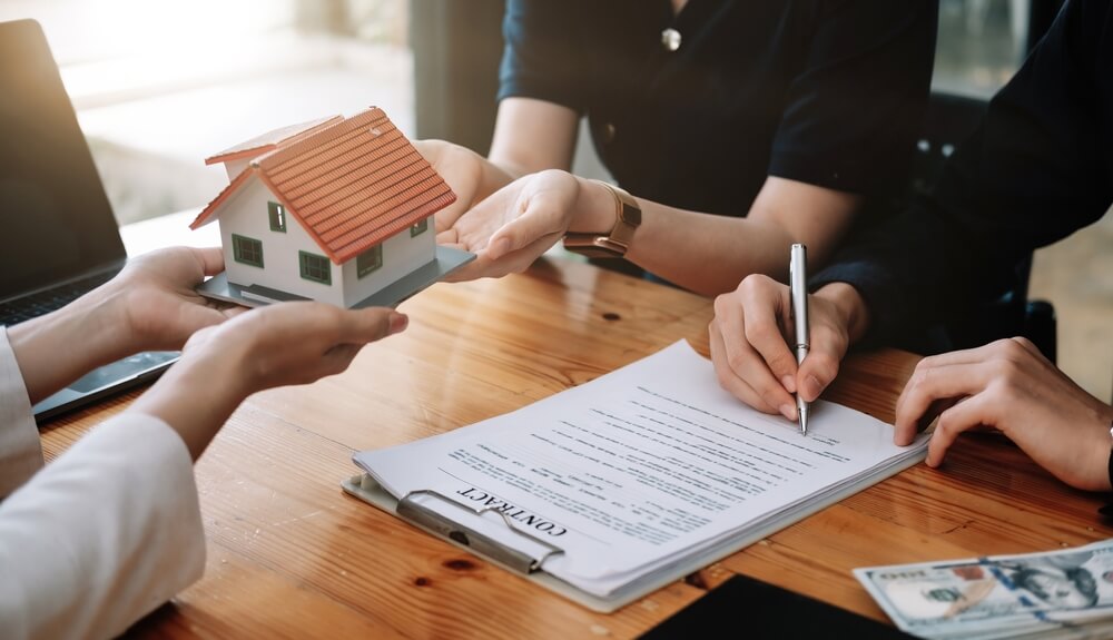 Contractul de inchiriere: elemente esentiale si aspecte legale despre inchirierea unui imobil/apartament 2