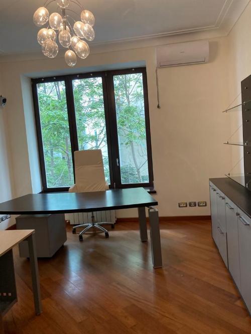 Calea Victoriei, apartament de 5 camere. Ideal birou. 4
