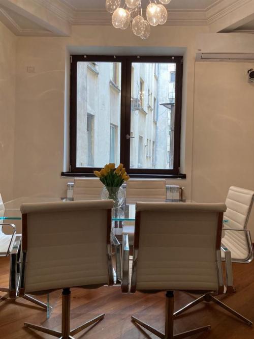 Calea Victoriei, apartament de 5 camere. Ideal birou. 7