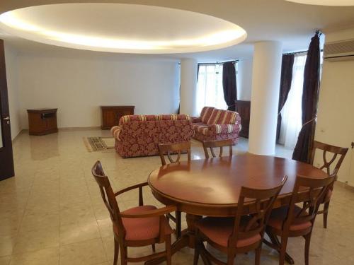 Primaverii, boutique building with personality. Ideal for residence or offices 2