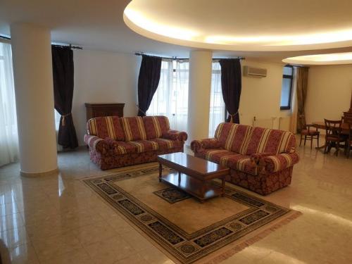 Primaverii, boutique building with personality. Ideal for residence or offices 3