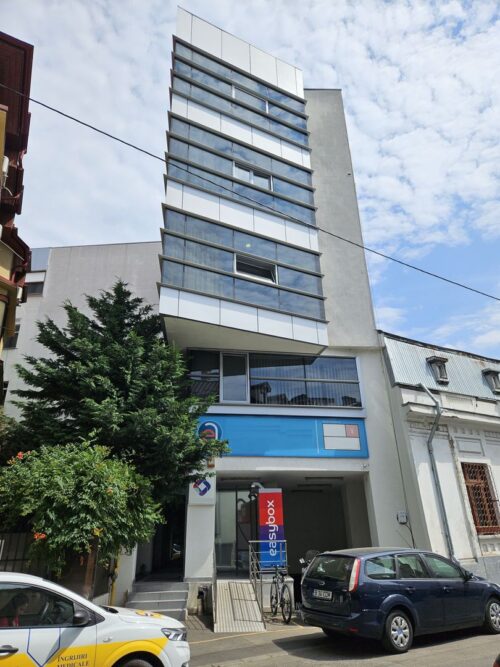 Cladire de birouri Armeneasca