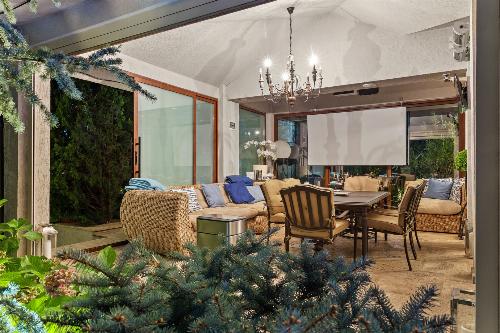 Premium villa in the western area, with its own pool 21
