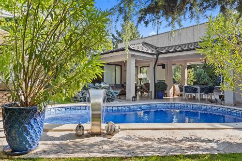 Premium villa in the western area, with its own pool 22
