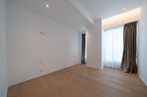 One Mircea Eliade, 3 rooms overlooking the park and the lake. 15