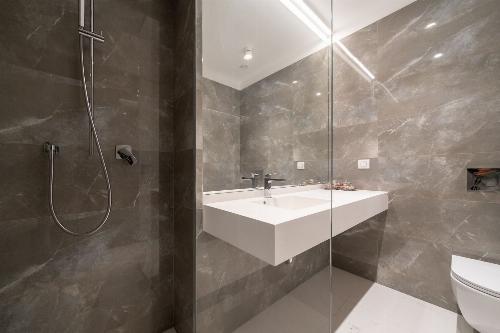 One Mircea Eliade, 3 rooms overlooking the park and the lake. 16