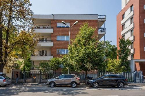 Apartament 3 camere + parcare Polona/Dacia