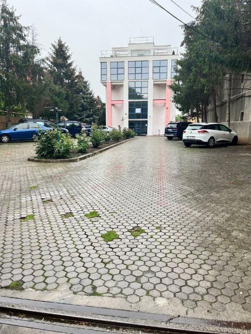 Cladire de birouri Aviatiei 15