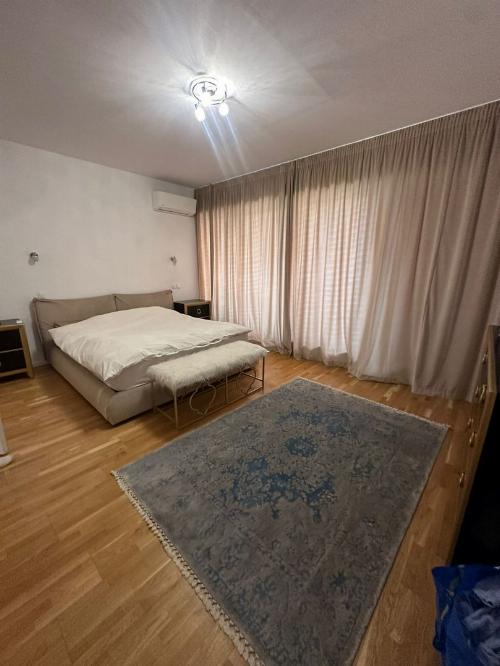 Apartament Lux 4 camere terasa 160 mp | Scoala Americana