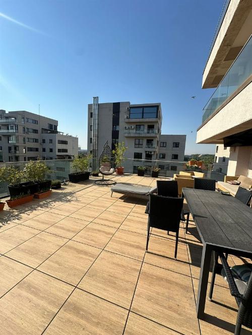 Apartament Lux 4 camere terasa 160 mp | Scoala Americana