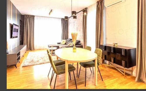 Apartament 3 camere Luxuria