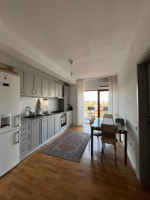 Apartament 2 camere Sisesti