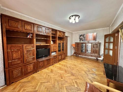 Victoriei-Titulescu / 3-room apartment