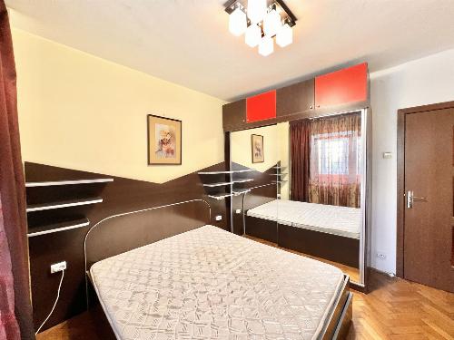 Victoriei-Titulescu / 3-room apartment