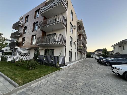 Vanzare Apartament 2 camere + Parcare Tunari