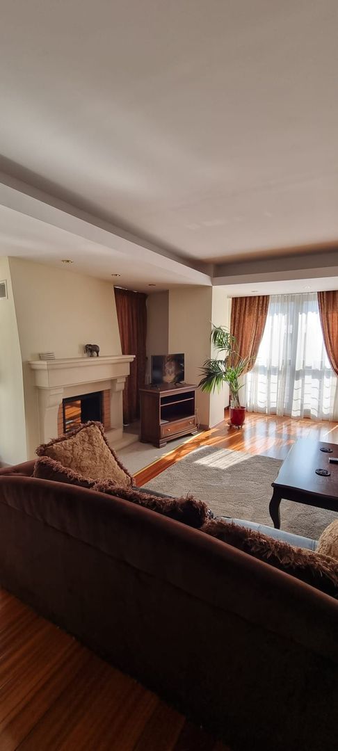 Inchiriere apartamente - For rent 5 room apartment + parking Calea Dorobanti - crosspoint-imobiliare.ro