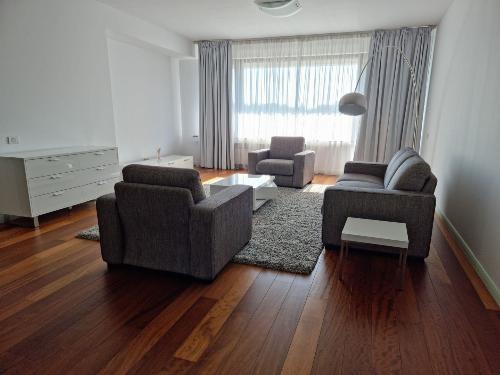 Elegant 3-room apartment, Aviatorilor area – Kiseleff 6