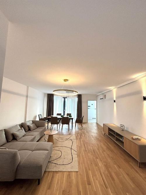 Apartament 3 camere Sisesti 2