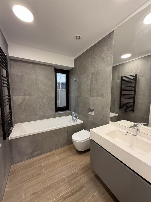 Pretabil birou / rezidențial! Apartament superb cu grădină 7