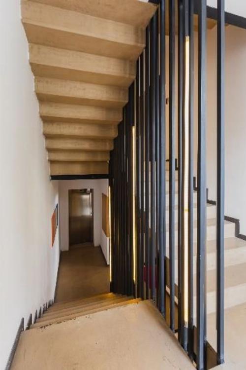 Cladire de birouri reprezentativa, zona Alba Iulia 6