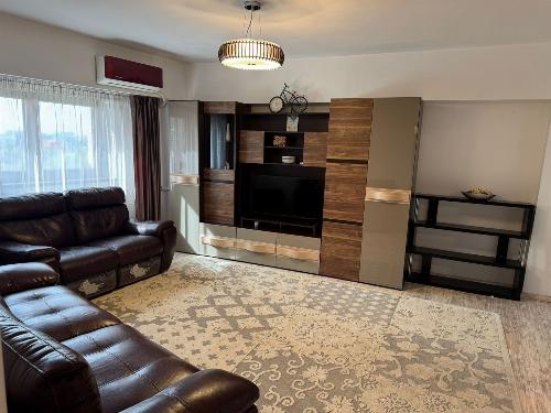 4 Room Apartment | Unirii Boulevard 5