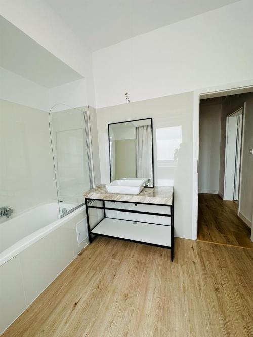 Piata Romana-Eminescu, apartament ideal rezidential/birou 13