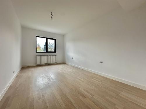 Apartament 4 Camere | Terasa + Curte 68 MP | Jolie Ville 9