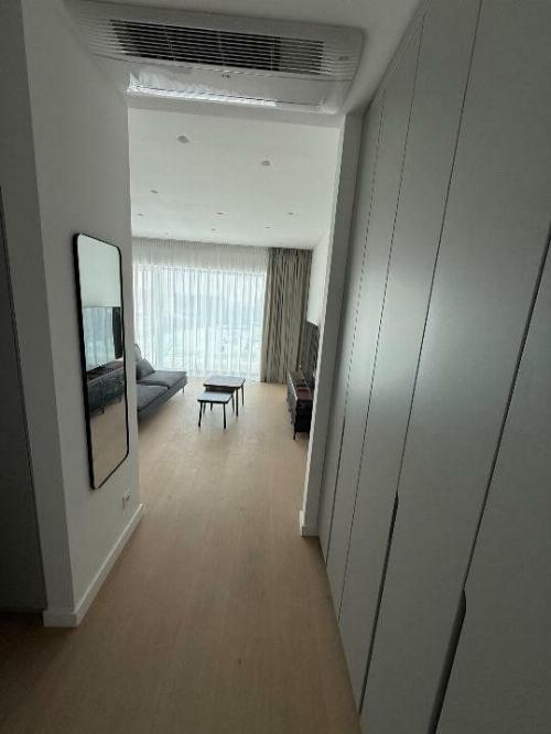 First rental / 3 minutes from Promenada Mall and metro 3