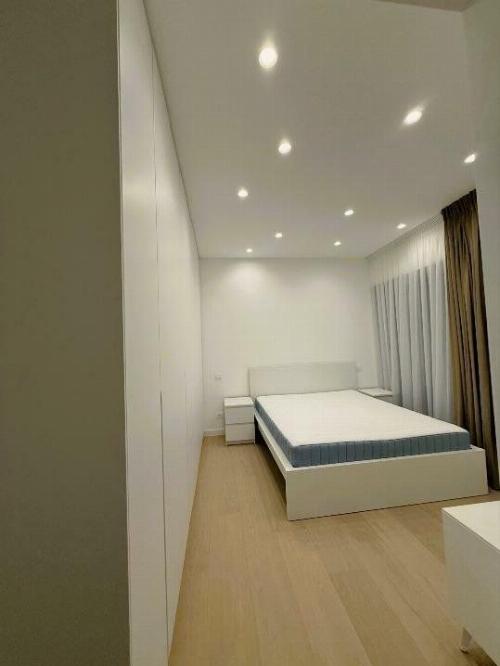 First rental / 3 minutes from Promenada Mall and metro 5