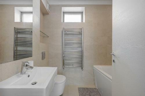 Bloc boutique / complet mobilat și utilat / parcare 7