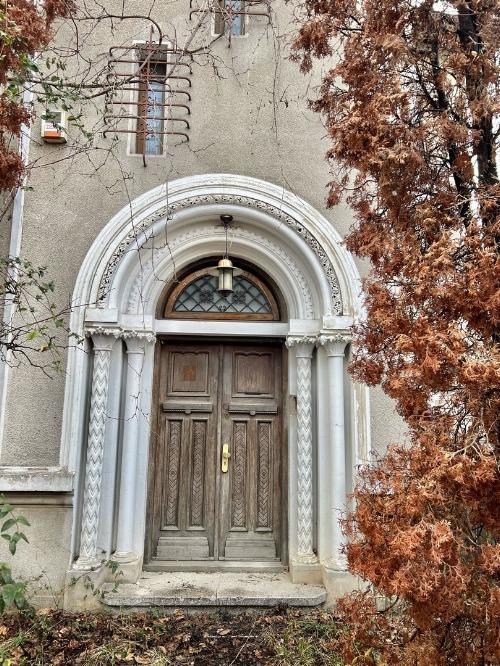 Unique opportunity to invest in an impressive villa 7