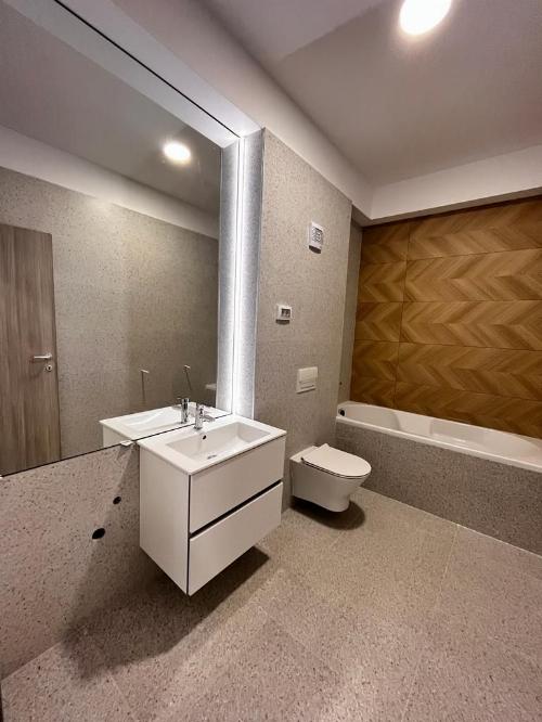 2 room apartment, near Gorjului Metro Commission 0% 6