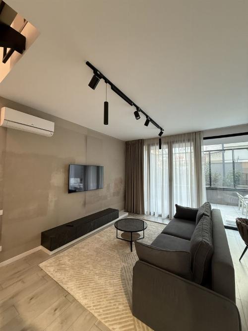 Duplex with generous terrace / 2 parking spaces 2