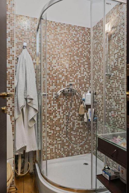 Apartament 4 camere de vanzare- Piata Presei Libere 11