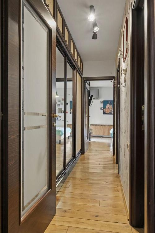 Apartament 4 camere de vanzare- Piata Presei Libere 6