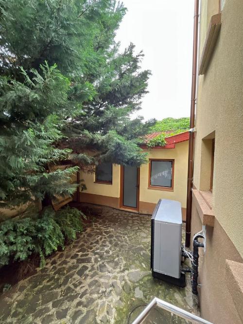 Vila individuală Iancu Nicolae / 2000 mp teren 40