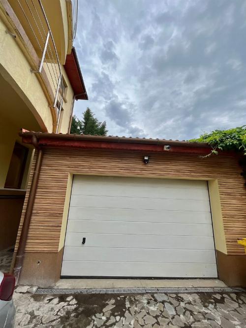 Vila individuală Iancu Nicolae / 2000 mp teren 46