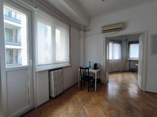 Apartament 3 camere de vanzare Calea Victoriei bloc consolidat si reabilitat 2