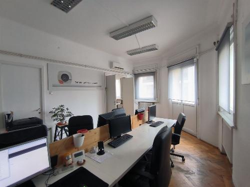 Apartament 3 camere de vanzare Calea Victoriei bloc consolidat si reabilitat 5