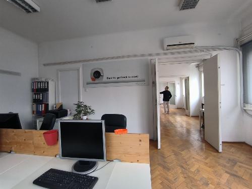 Apartament 3 camere de vanzare Calea Victoriei bloc consolidat si reabilitat 6