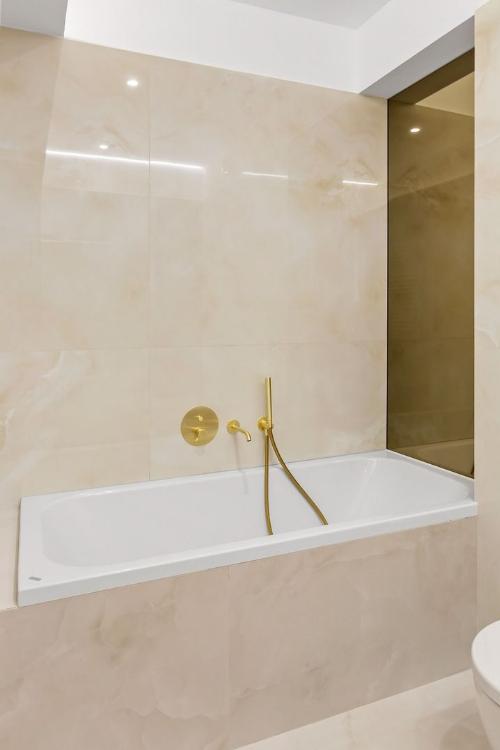 Apartament 3 camere Cortina North 9
