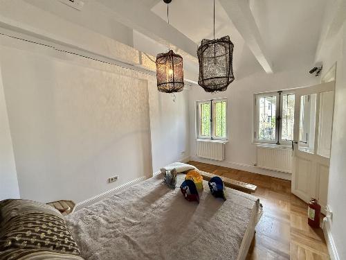 Villa with interwar charm, suitable for commercial activities 17