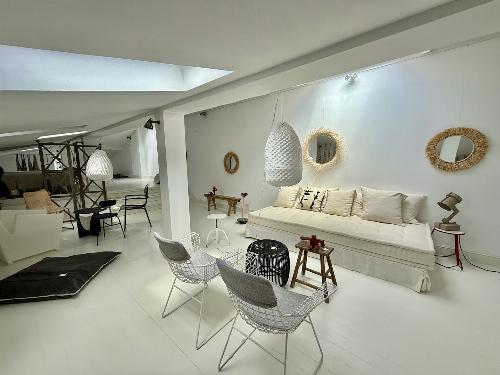Villa with interwar charm, suitable for commercial activities 21
