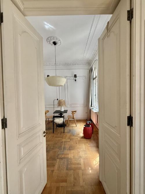 Villa with interwar charm, suitable for commercial activities 8