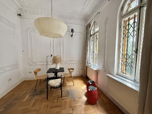 Villa with interwar charm, suitable for commercial activities 9