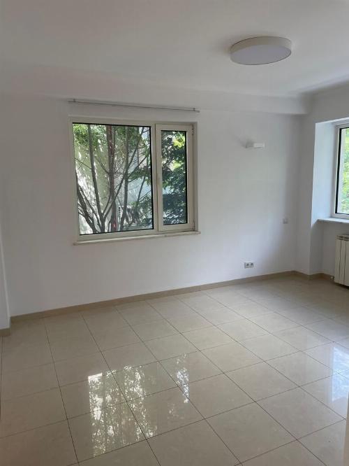Exclusive Building for Rent – Spring Area 5