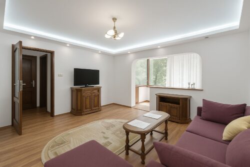 Vanzare apartamente – Crosspoint Imobiliare- Apartament de vanzare 4 camere Piata Victoriei decomandat/1979 - crosspoint-imobiliare.ro