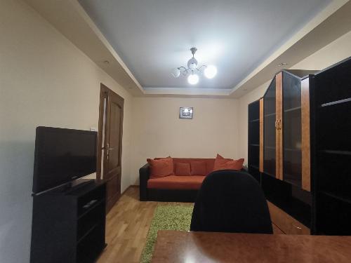 Apartament de vanzare 4 camere Piata Victoriei decomandat/1979 16