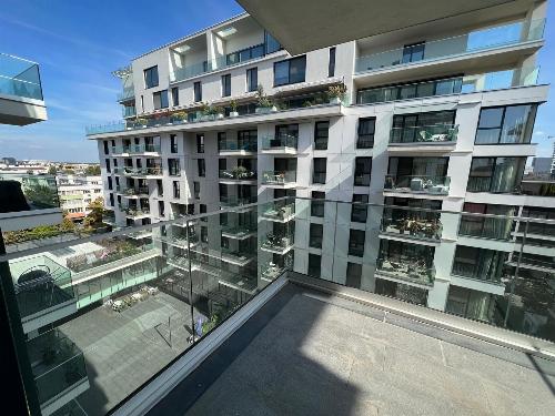 Apartament cu 4 camere de închiriat în One Herăstrău Plaza 9