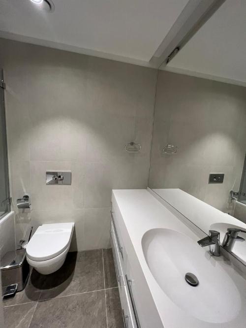 Apartament cu 4 camere de închiriat în One Herăstrău Plaza 10